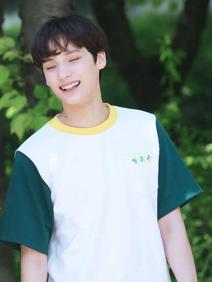 Twitter/hueningkaipic