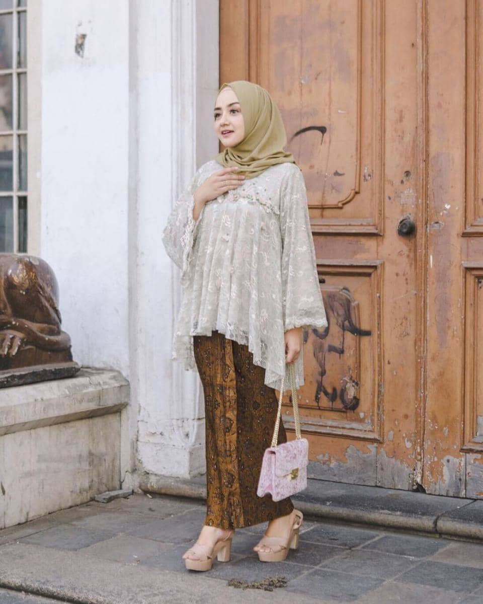 instagram.com/antikarifani