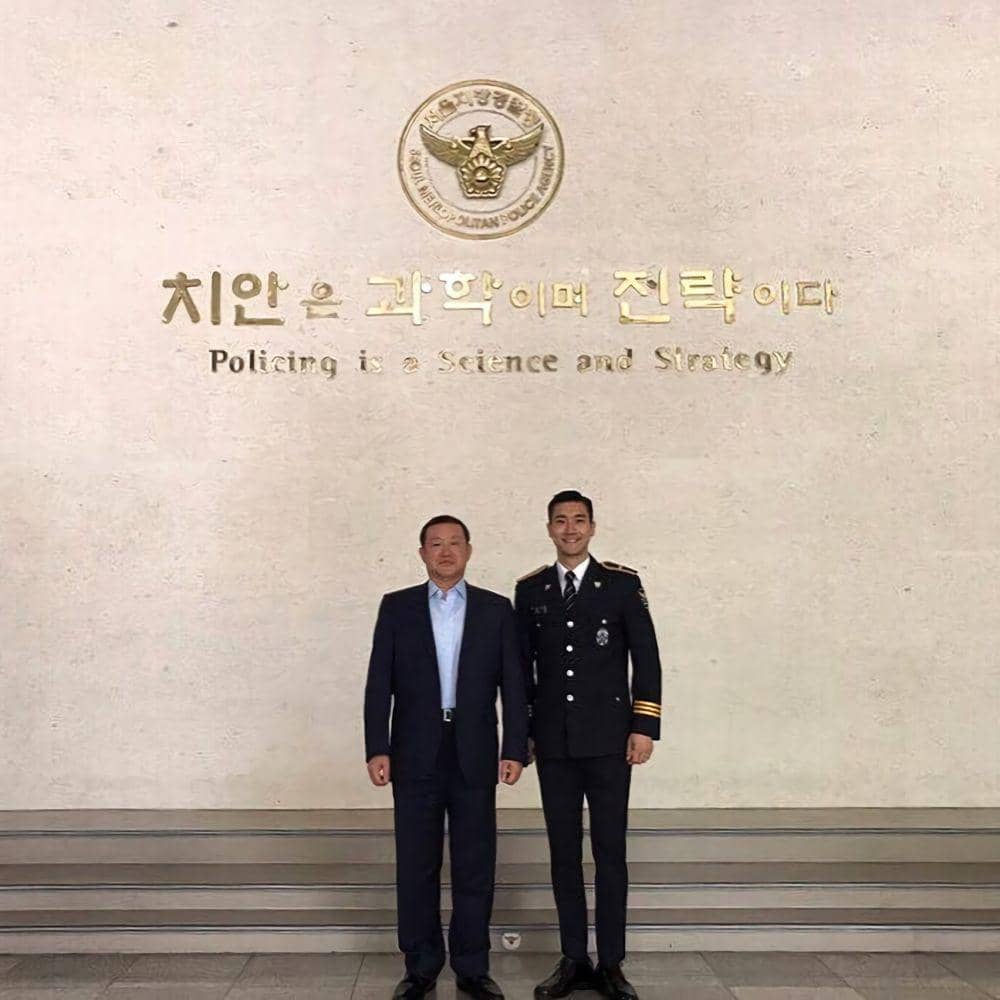 instagram.com/siwonchoi