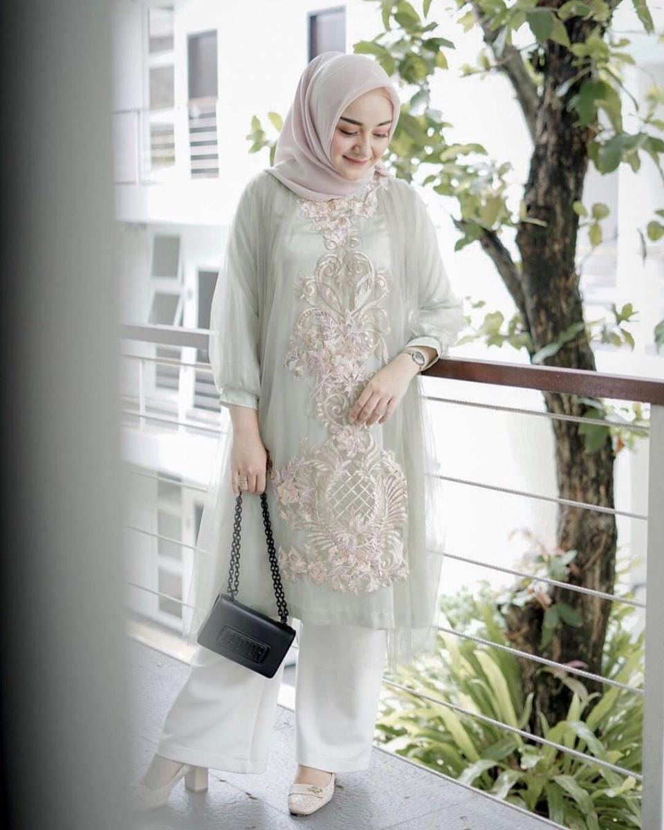 instagram.com/antikarifani