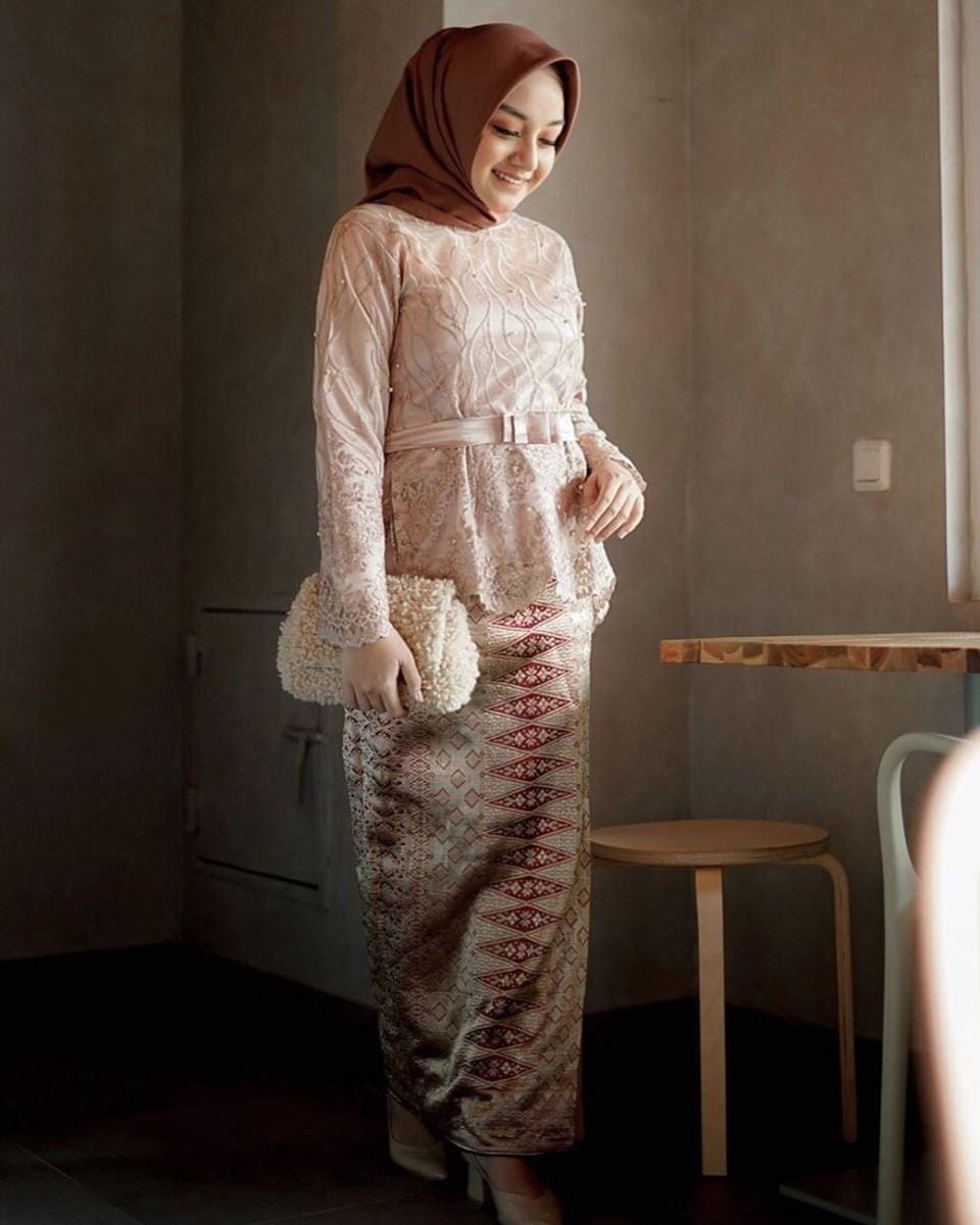 instagram.com/antikarifani