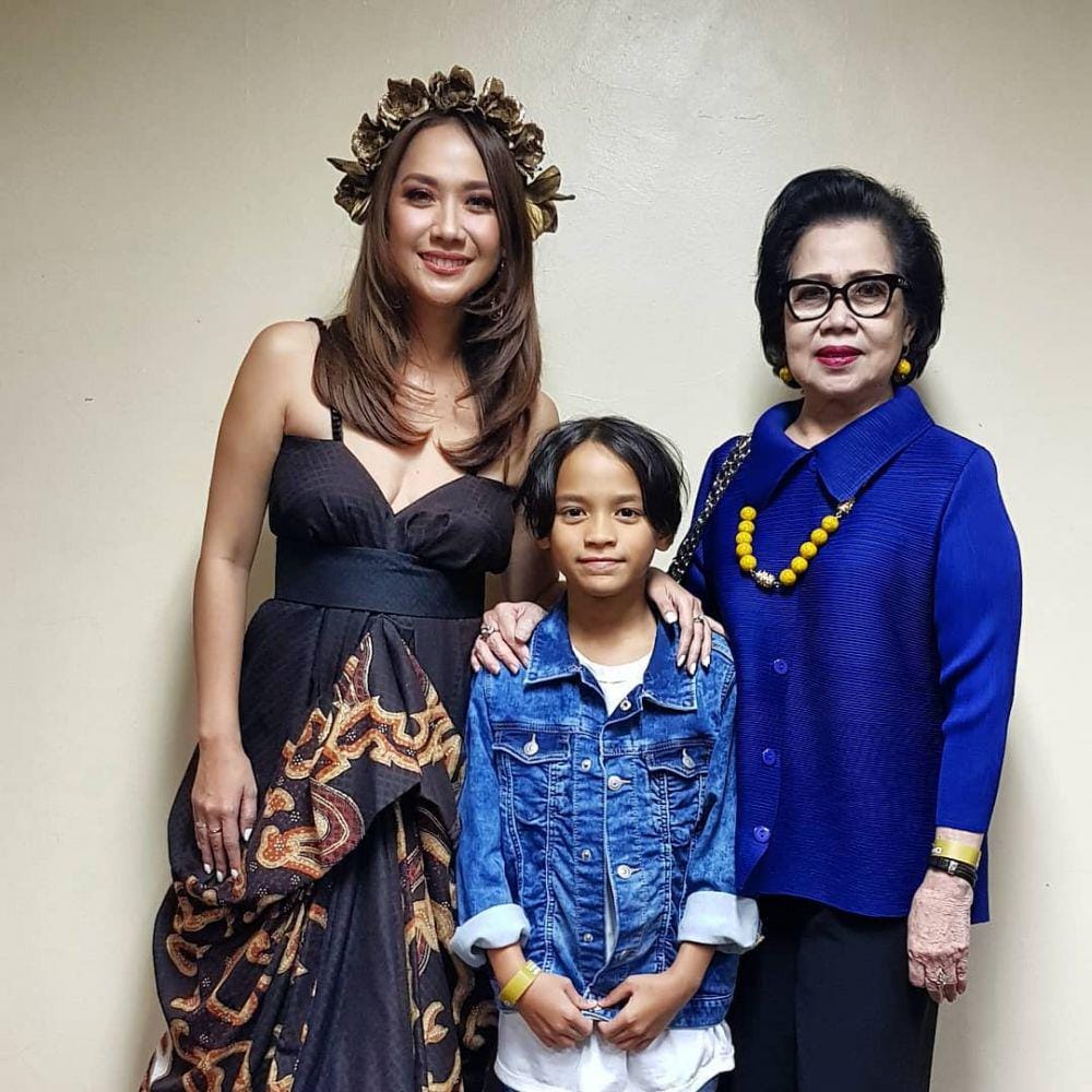 Instagram.com/emmymuchlis