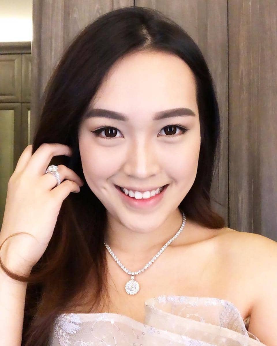 Instagram.com/vanialarissa