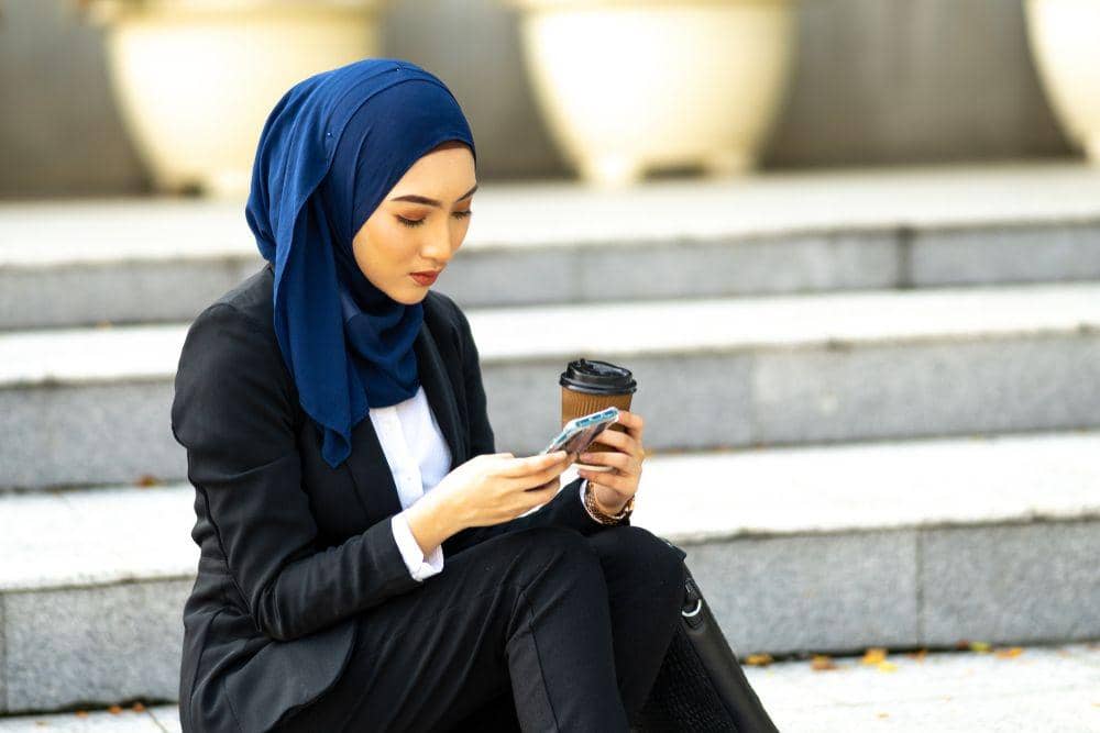 shutterstock.com/MawardiBahar