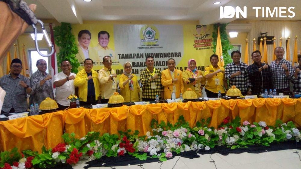 Deng Ical, tengah kotak-kotak (IDN Times/Aan Pranata)