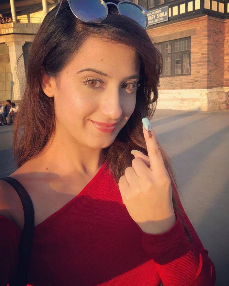 Instagram.com/aalishapanwar157