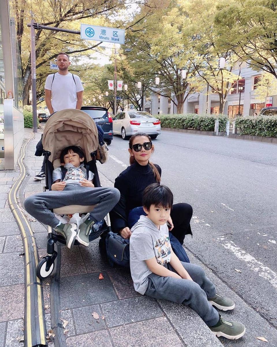 Instagram.com/julianamoechtar