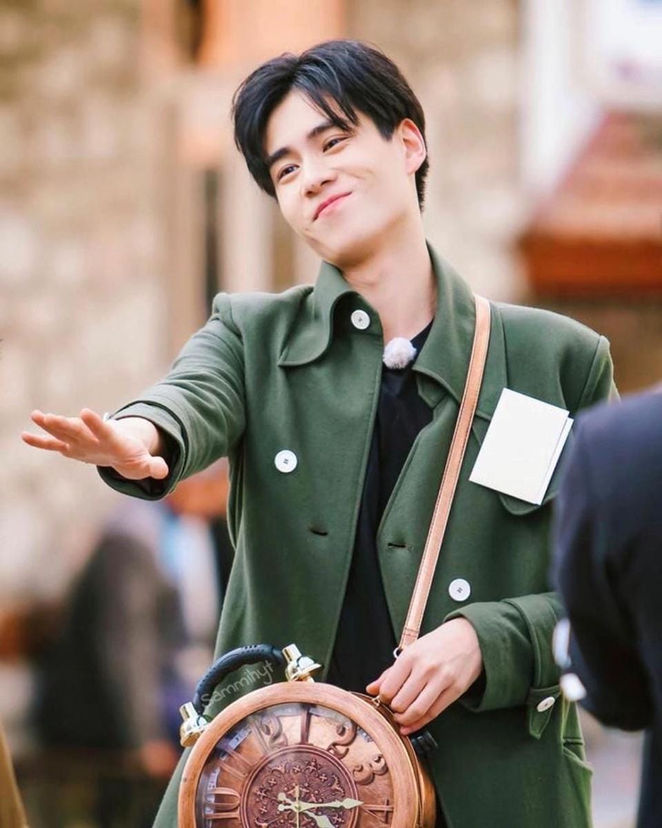 instagram.com/huyitian.co