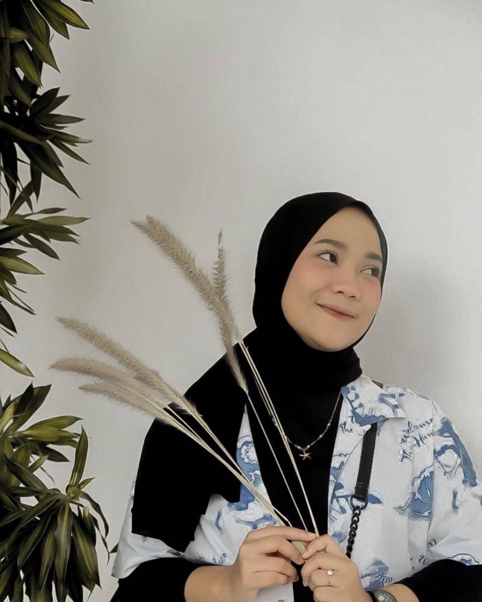 Instagram.com/shafirasas