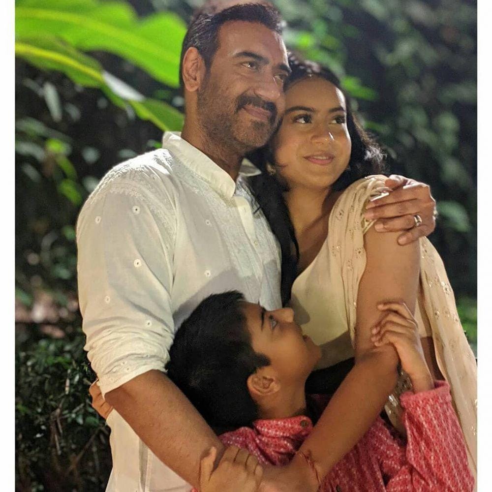 instagram.com/queens_k_h