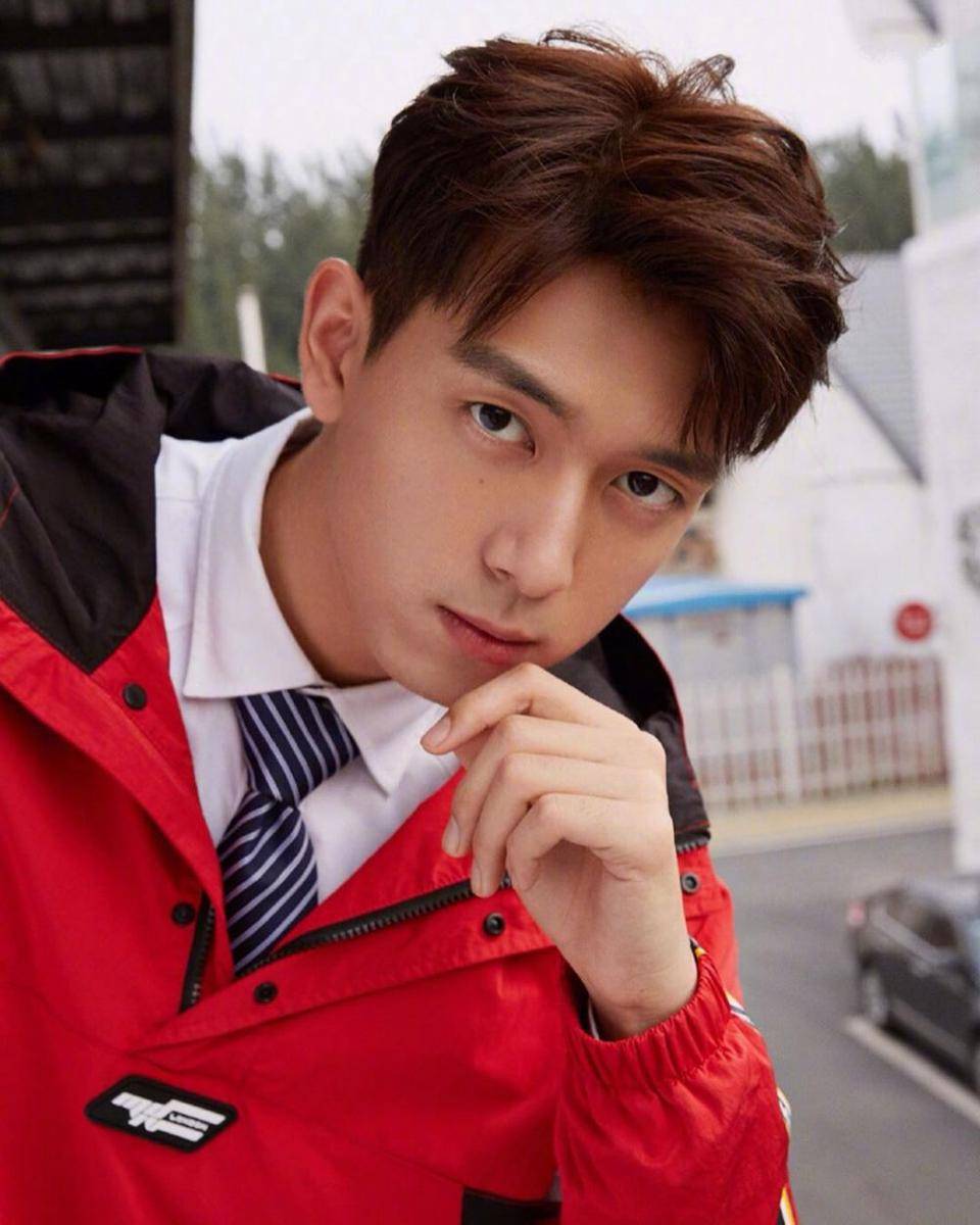 instagram.com/lixian_.ing