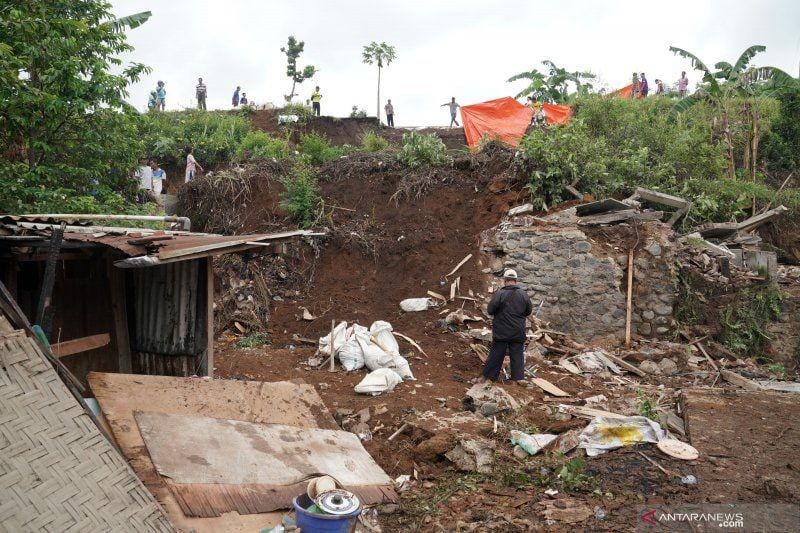 ANTARA FOTO/Idhad Zakaria/hp