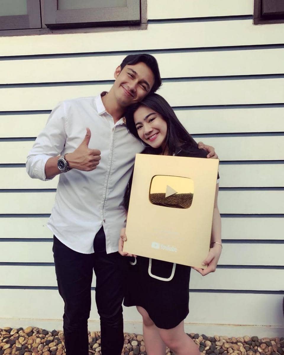 instagram.com/felicyaangelista_