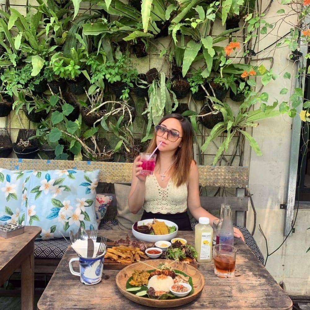 instagram.com/salmafinasunan