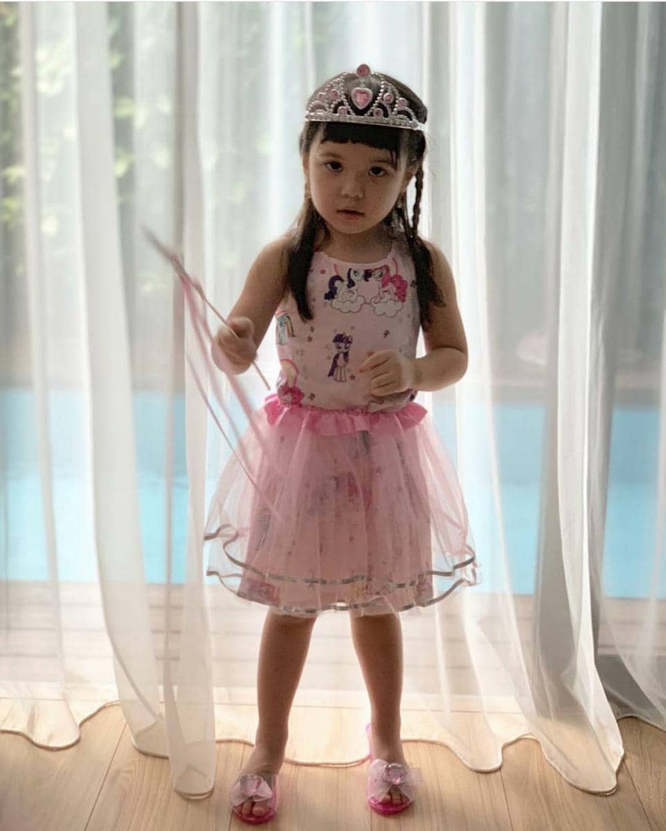 instragam.com/gisel_la