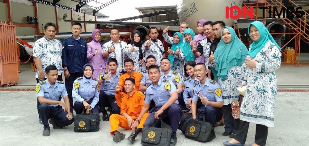 Lulusan SMK Penerbangan Techno Terapan lanjutkan kuliah di STTKD Yogyakarta. IDN Times/Daruwaskita
