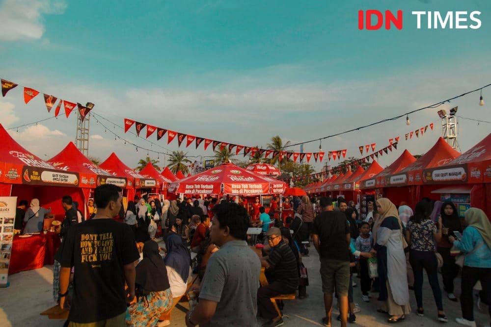 Tenant makanan di Pucuk Coolinary Festival. IDN Times/Prila Arofani