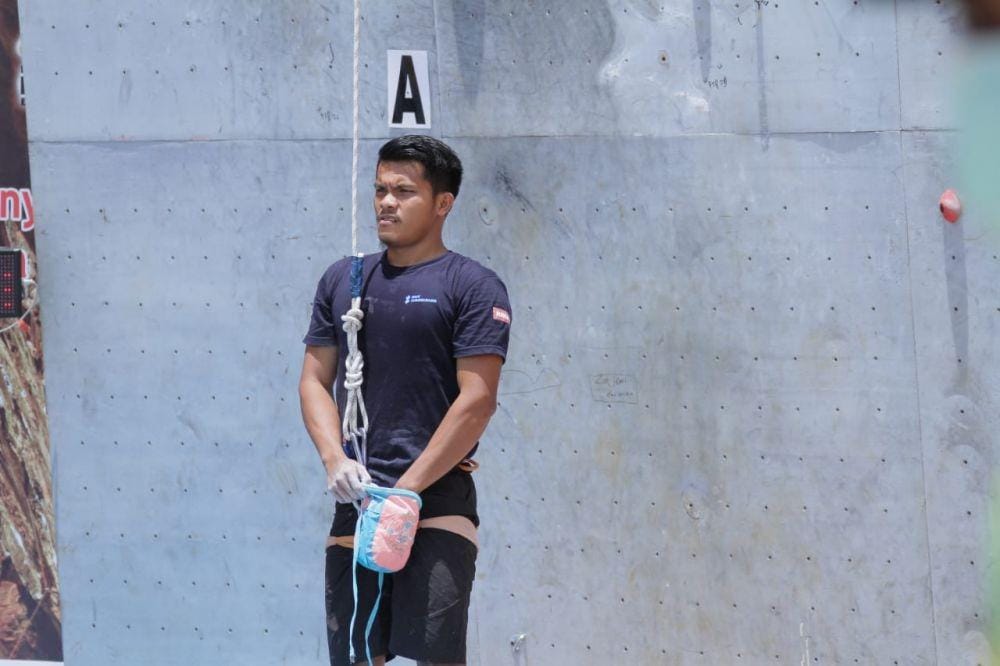 Climber Sumsel M Hinayah saat tampil di Porwil X Bengkulu, Minggu (3/11)/IDN Times/istimewa