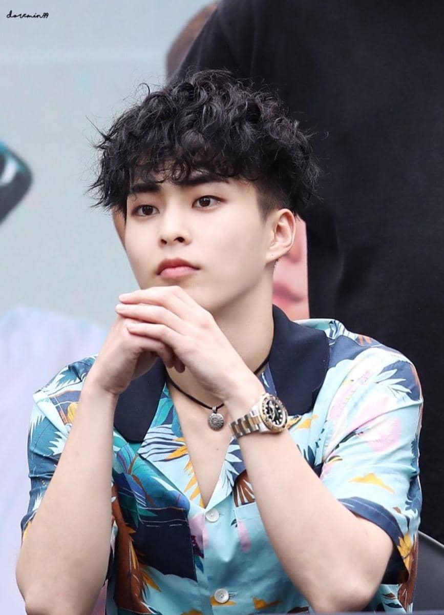 instagram.com/exoxm90