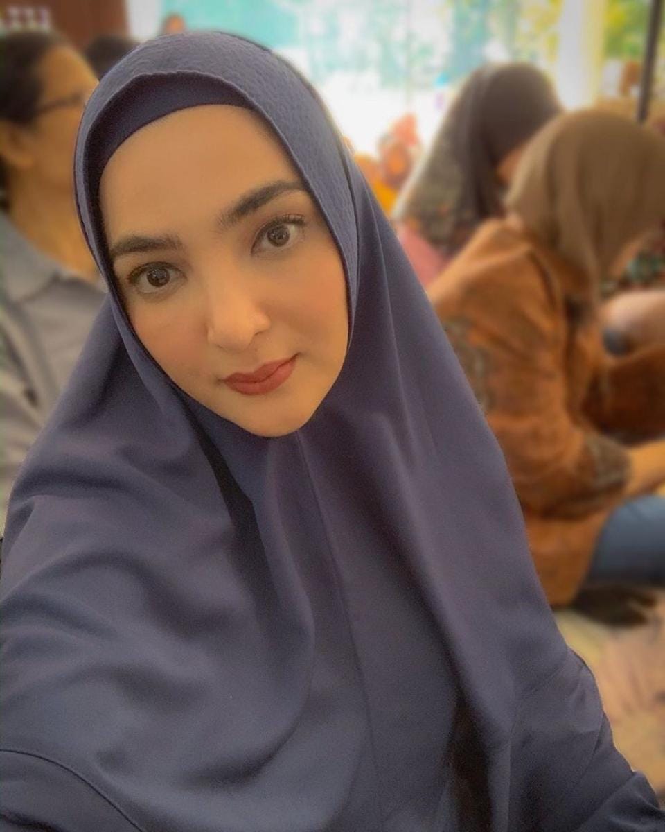 instagram.com/ashanty_ash