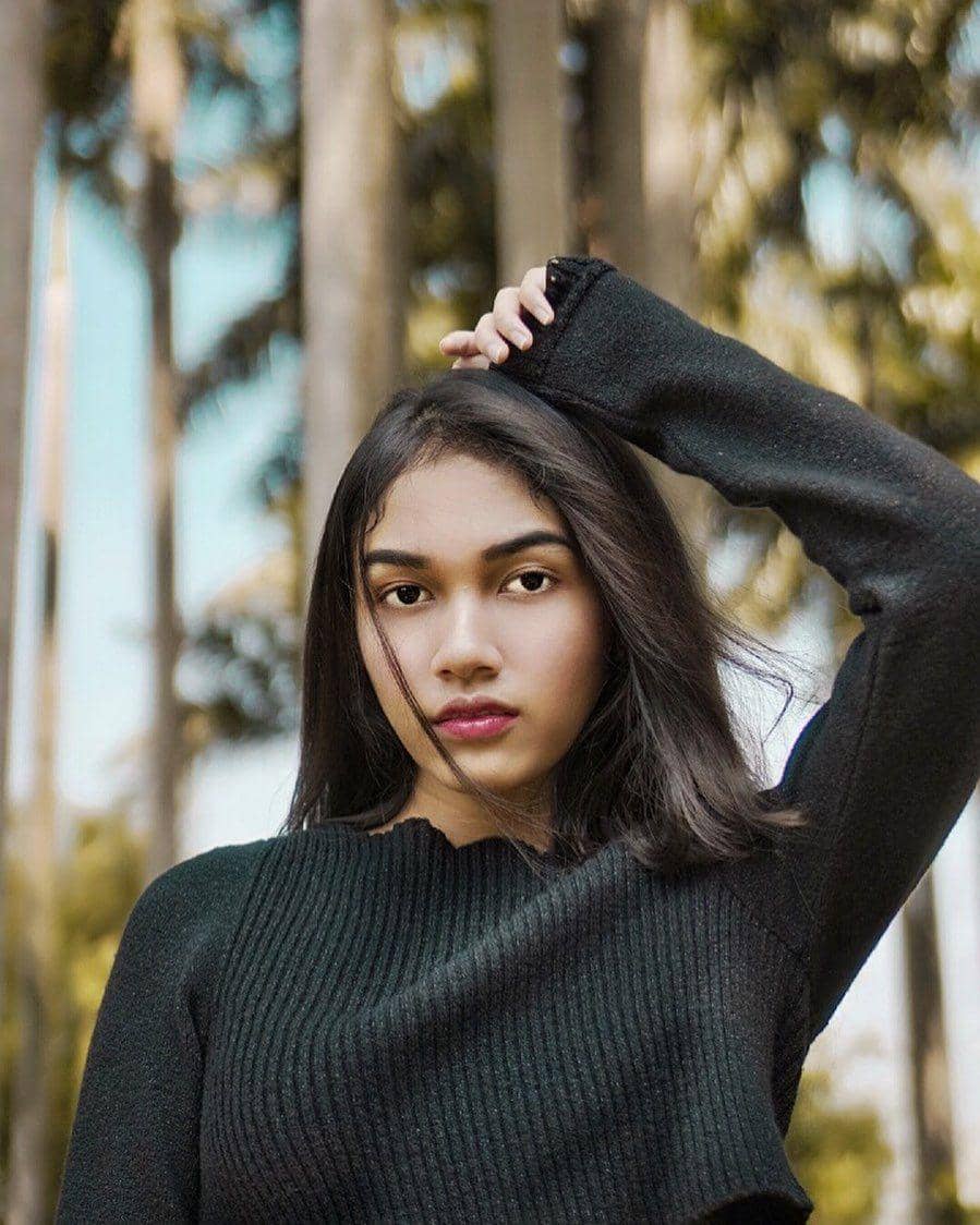 instagram.com/natashaurbach