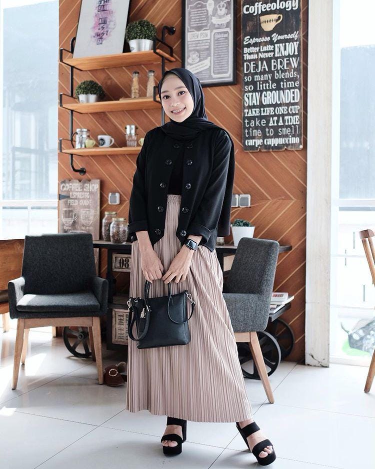 instagram.com/rifka_martha