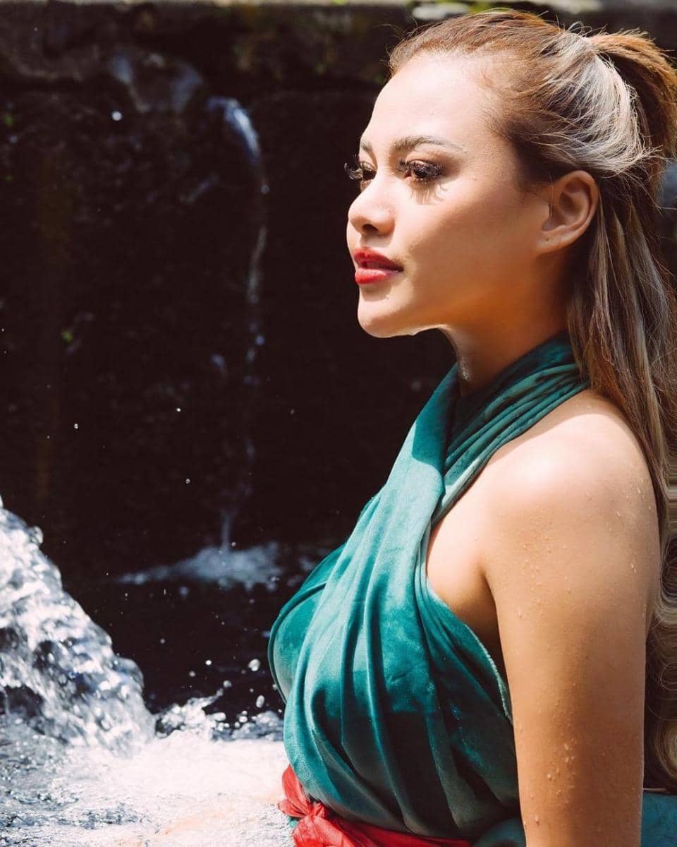 instagram.com/aurelie.hermansyah