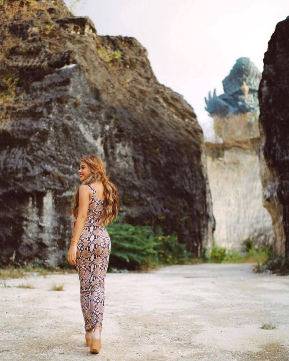 instagram.com/aurelie.hermansyah