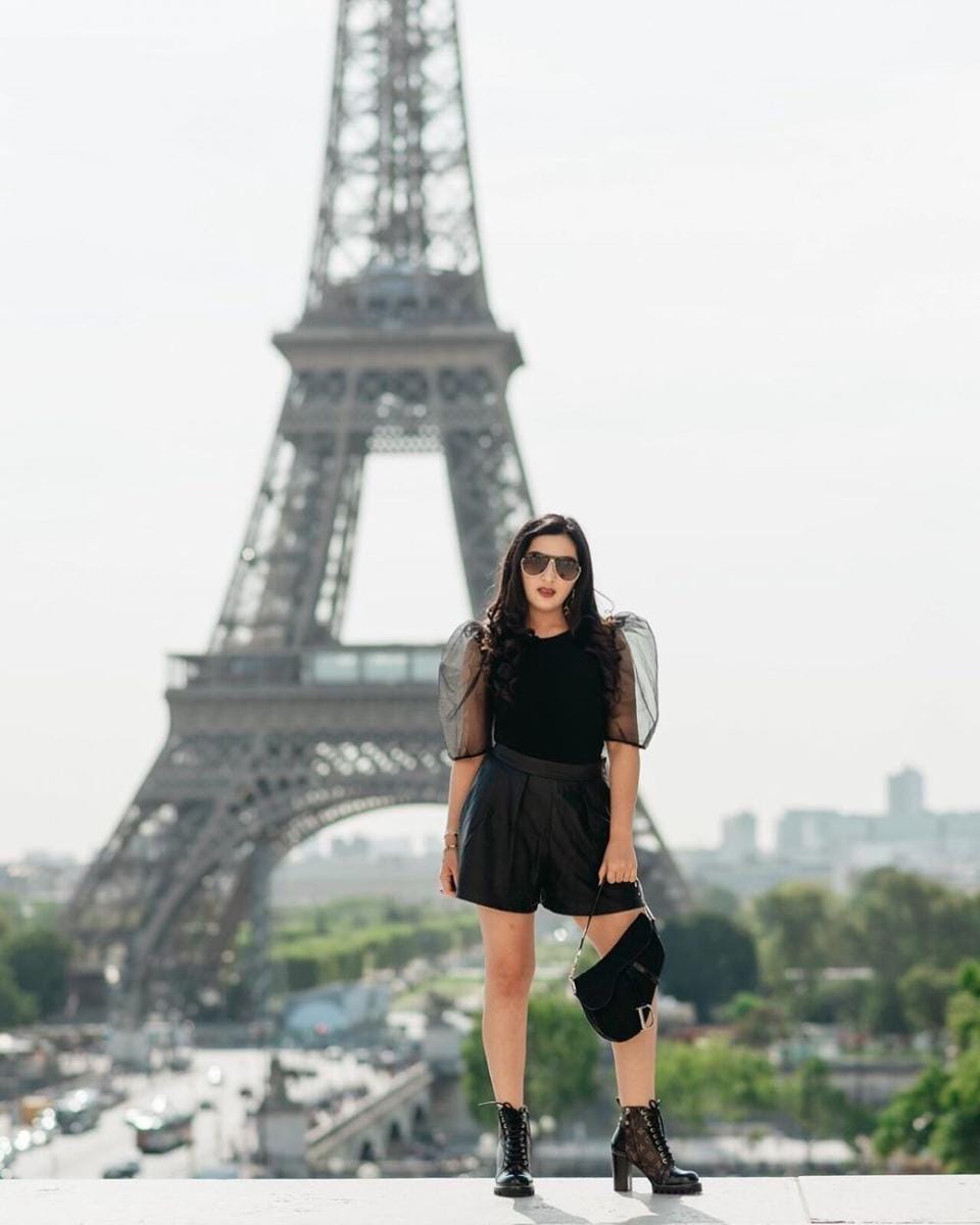 instagram.com/ashanty_ash