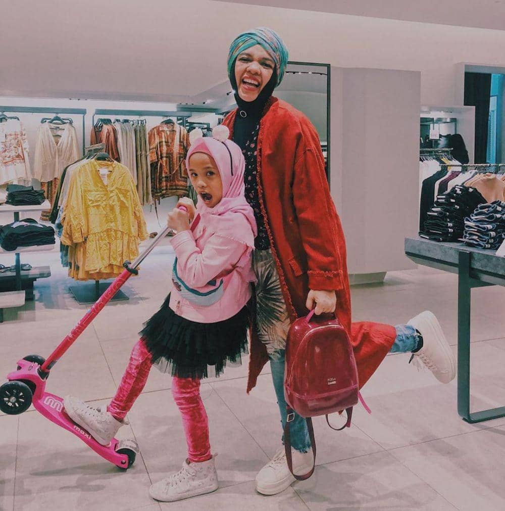 instagram.com/genifaruk