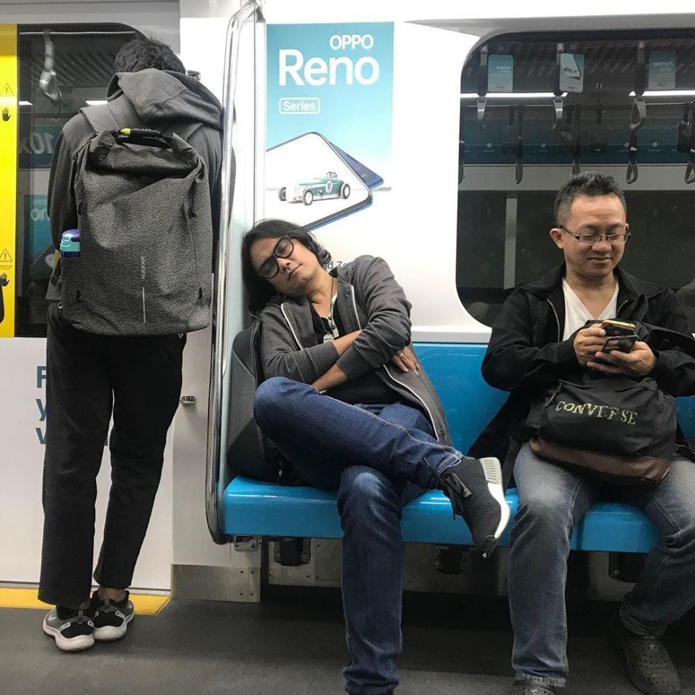 Instagram/vikysianipar