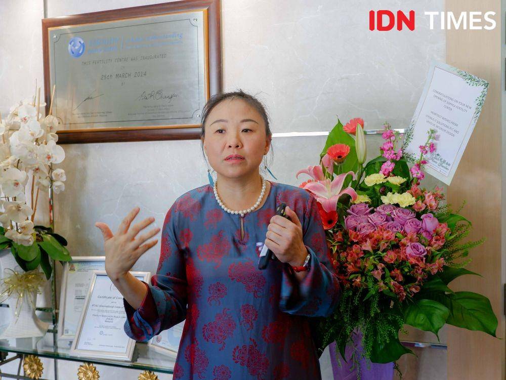 Senior Manager Planning and Development, Michelle Chan ketika memberikan sambutan kepada awak media dalam acara hospital visit dari MHTC. IDN Times/Reza Iqbal