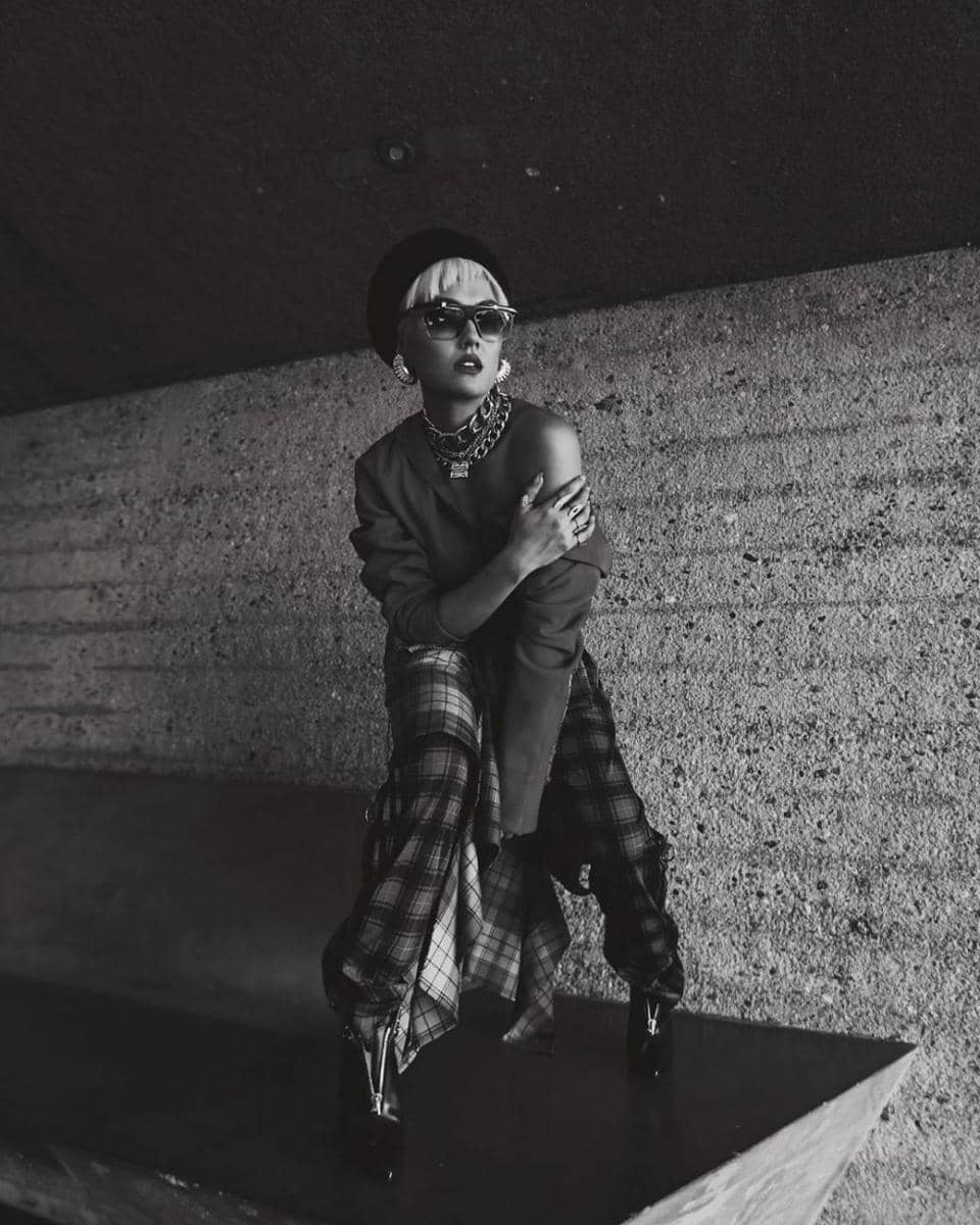 instagram.com/agnezmo/