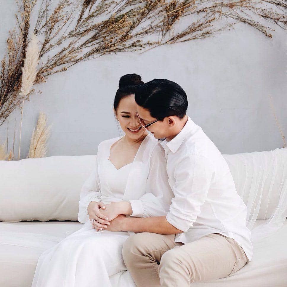 instagram.com/yuanitachrist