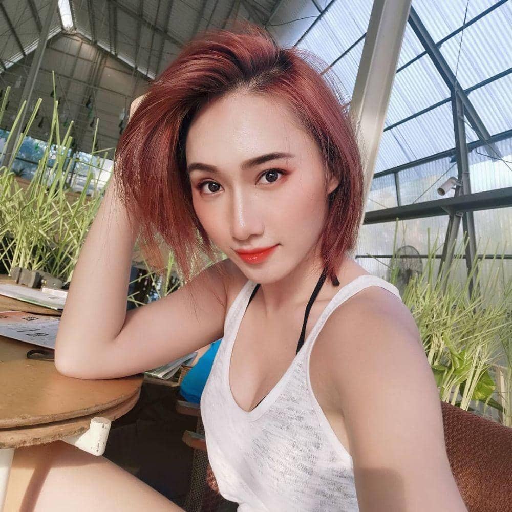 instagram.com/lolazieta