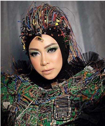 instagram.com/melly_goeslaw/