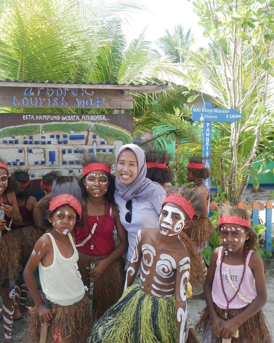 instagram.com/mpooks