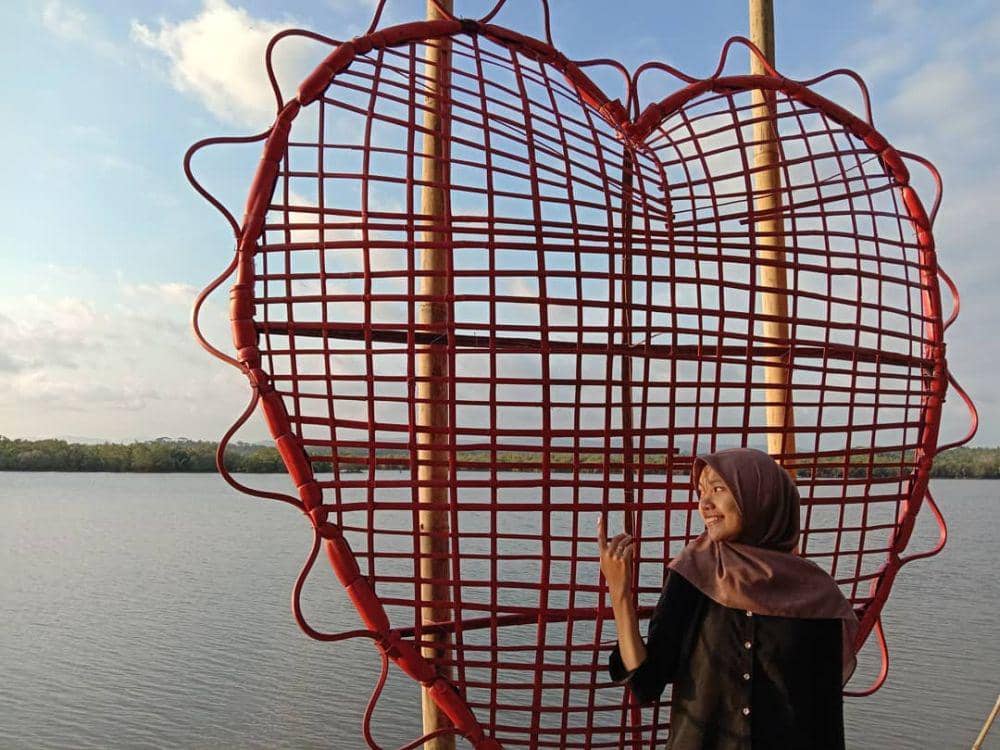 instagram.com/evamyln_