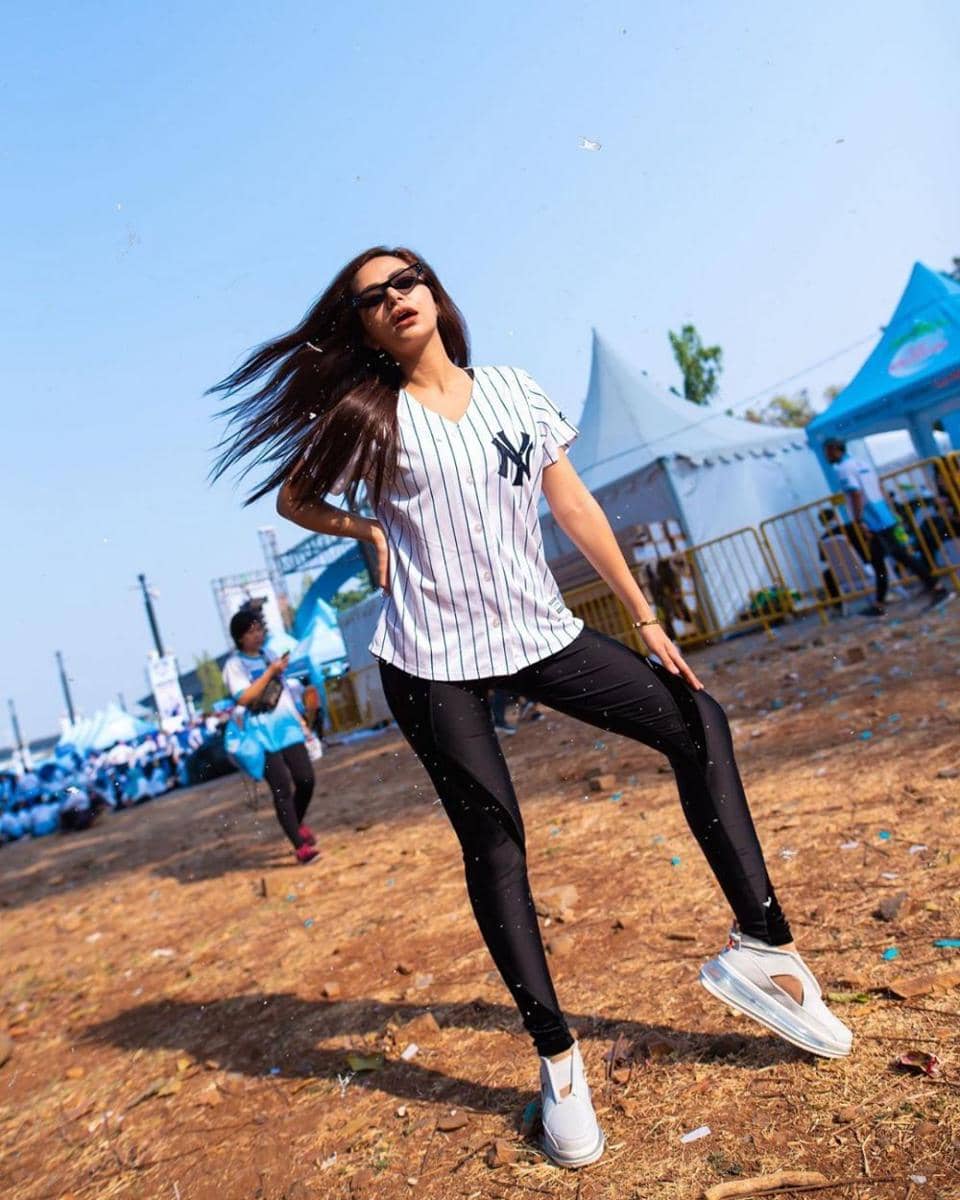 instagram.com/dj_yasmin