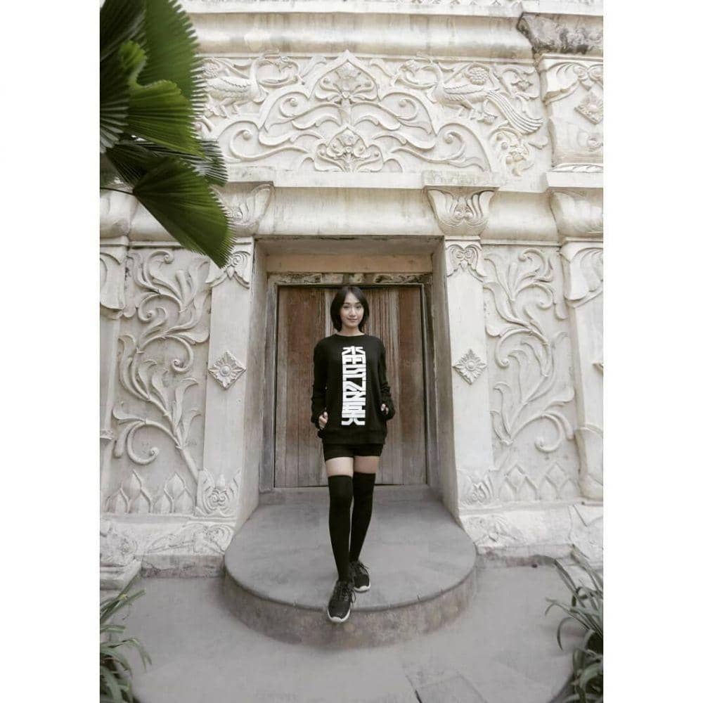 instagram.com/lolazieta