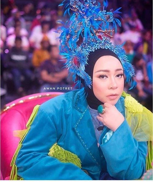 instagram.com/melly_goeslaw/