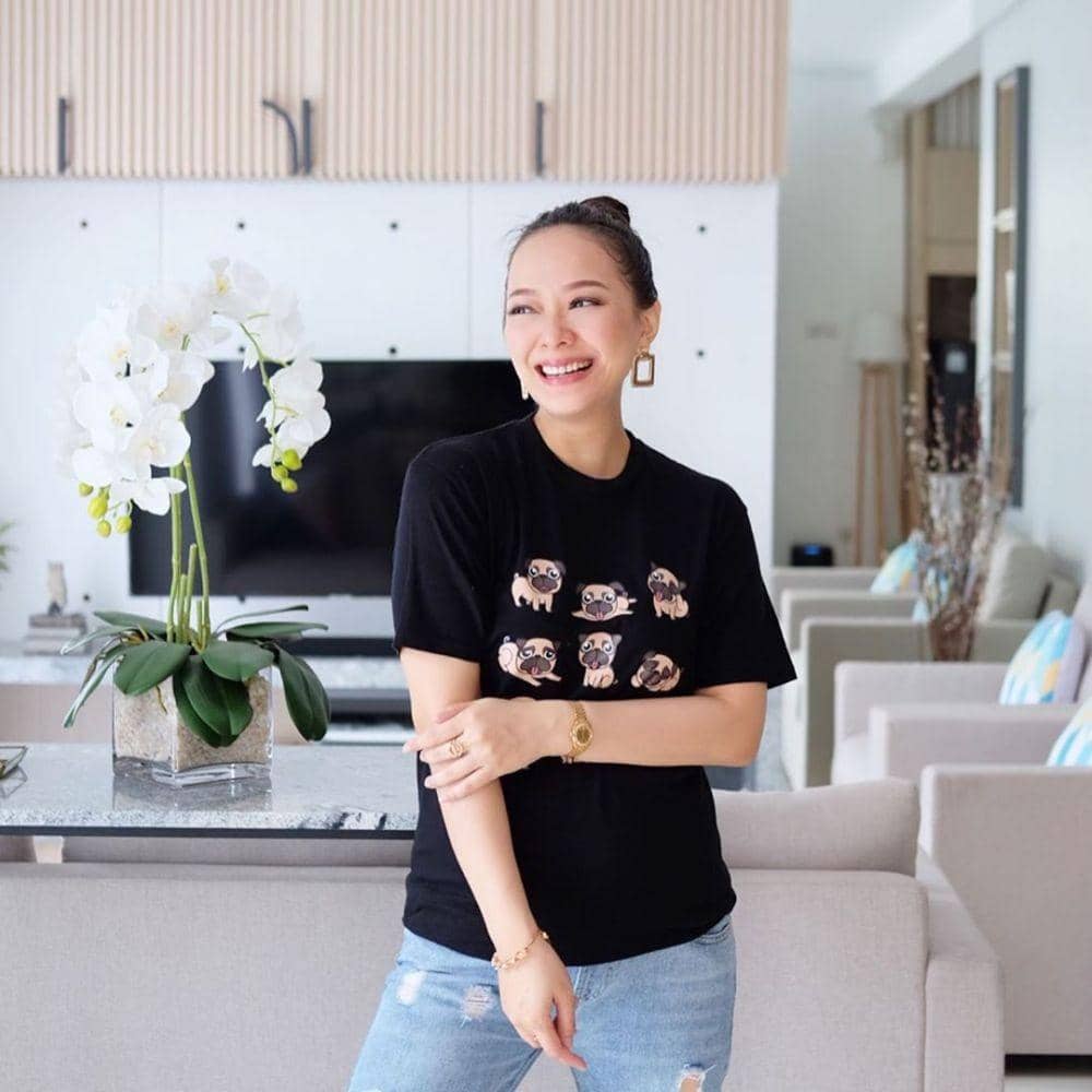 instagram.com/yuanitachrist