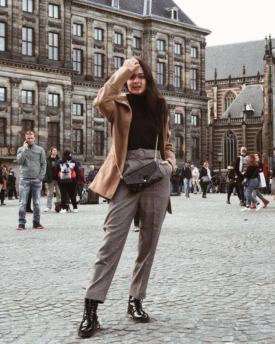 Instagram/amandarawless