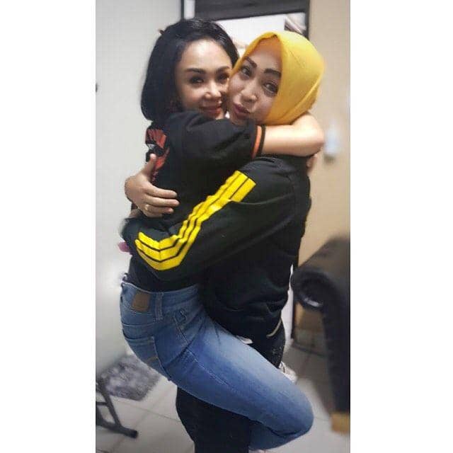 instagram.com/yunishara36