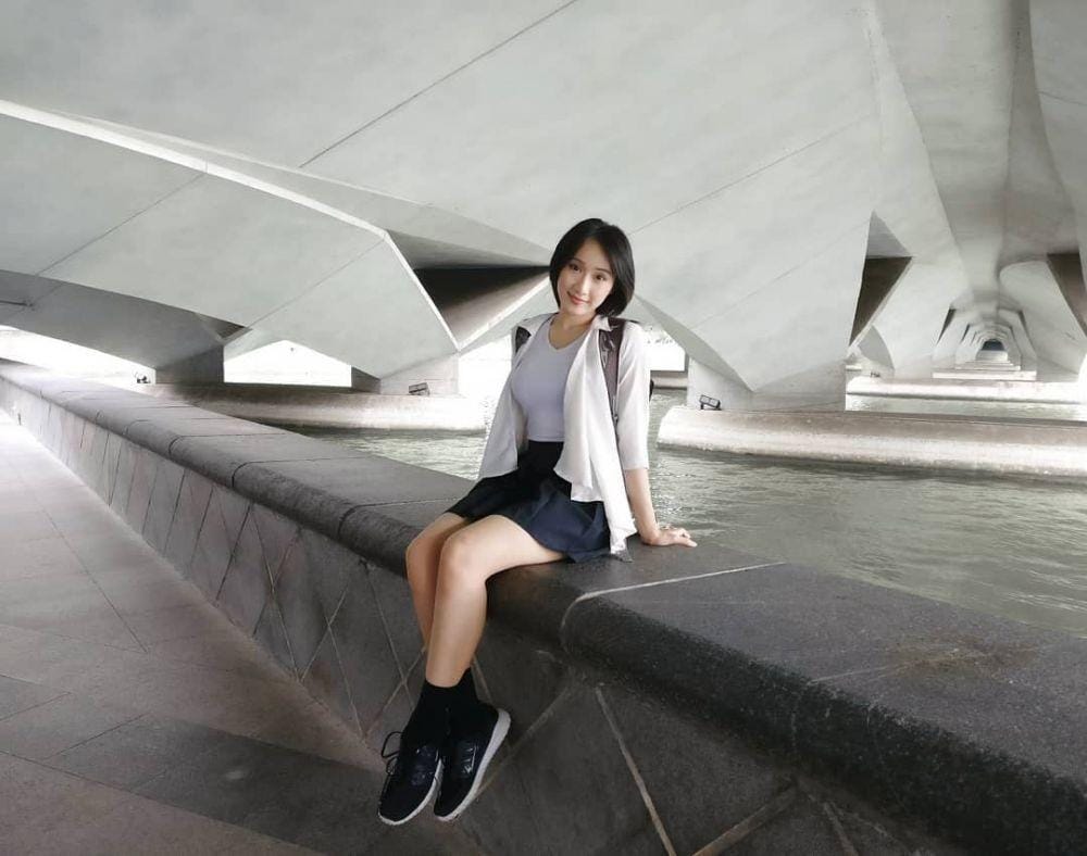 instagram.com/lolazieta