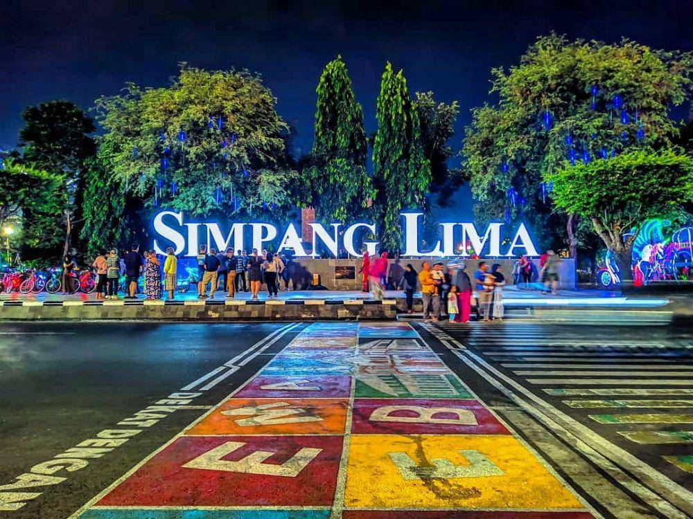 @samudra_art via Instagram.com/wisatasemarang