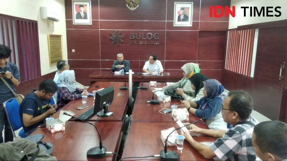 Masyarakat diminta tidak khawatir di tengah musim kemarau (IDN Times/Rangga Erfizal)