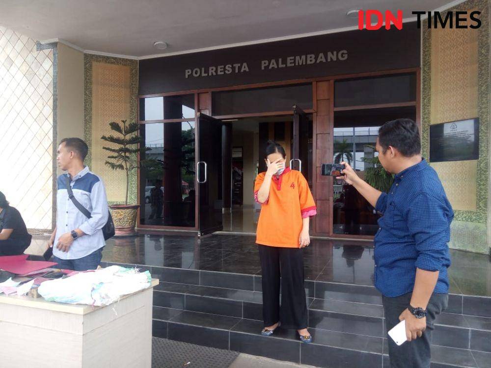 Polresta menggelar rilis terkait bayi yang meninggal usai diletakan di mesin cuci (IDN Times/Rangga Erfizal)
