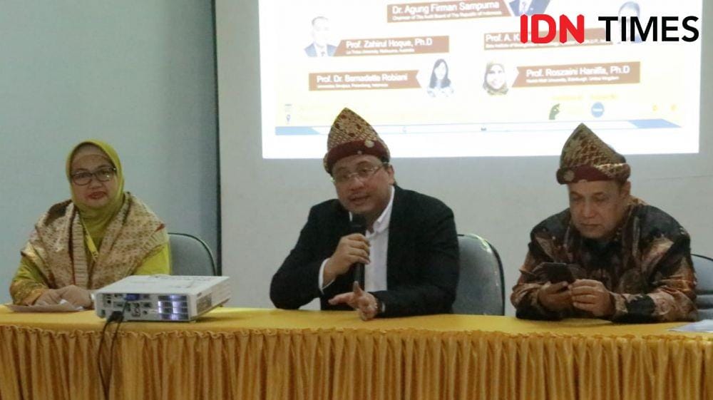 Kegiatan Society 5.0 for New Human-Centered Development: Oppurtunities and Challenges (IDN Times/Feny Maulia Agustin)