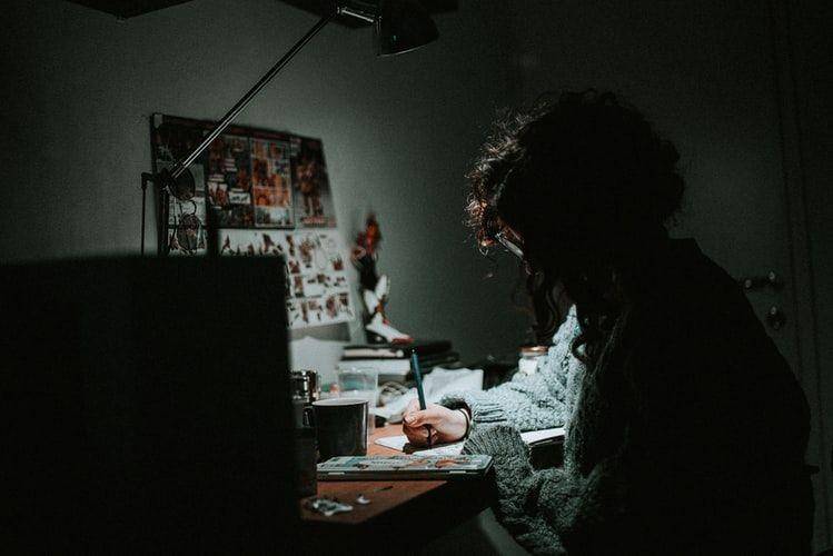unsplash/Daniel Chekalov
